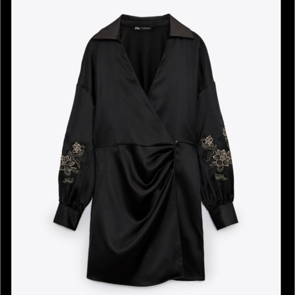 Zara Black Satin Robe with Embroidered Sleeves Size Medium - Picture 2 of 8